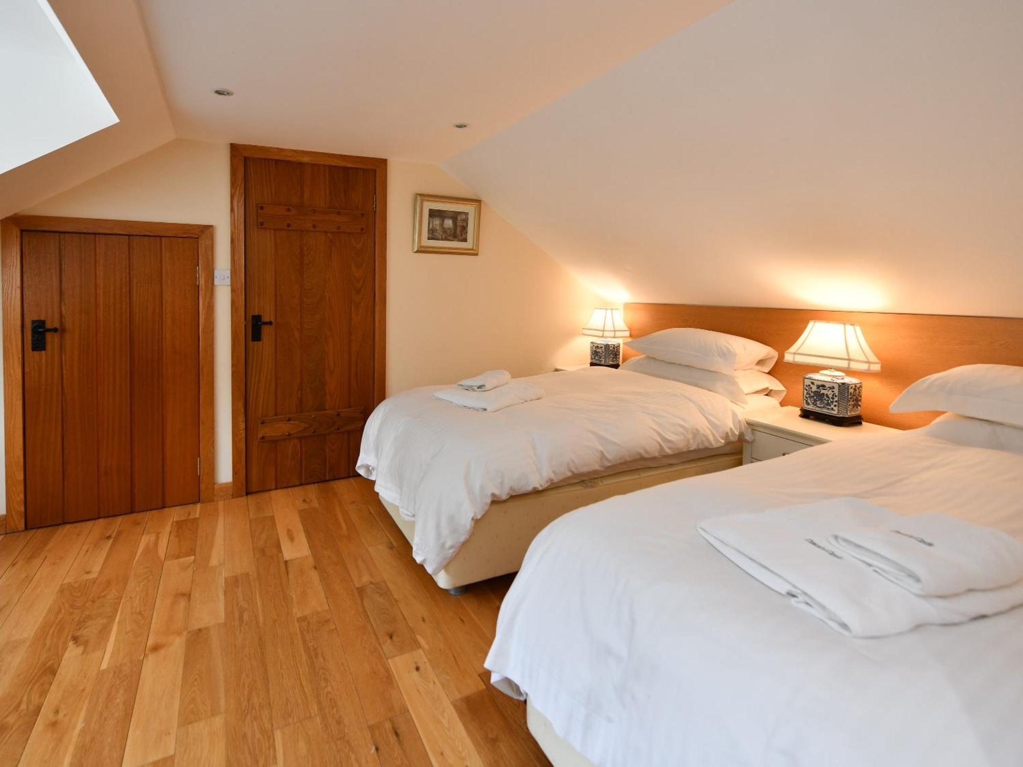Cloncaird Castle Estate Cottages Maybole Bilik gambar